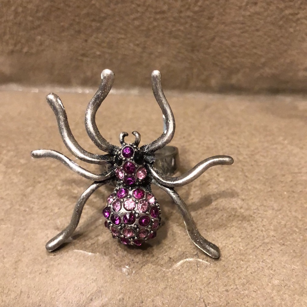 Beautiful Vintage Rhinestone Spider Ring 🕷️